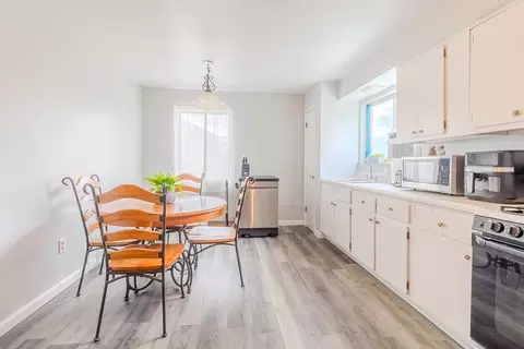 Kitchen - 5847-5853 Roosevelt Ave, Export, PA 15632 photo 2 of 8