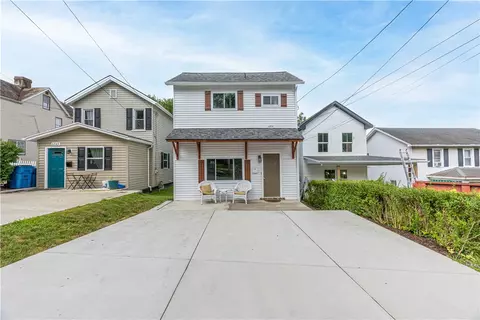 6953 Verona St, Verona, PA 15147