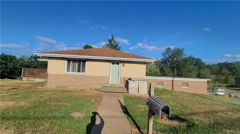 199 Edgewood Ave, Aliquippa, PA 15001