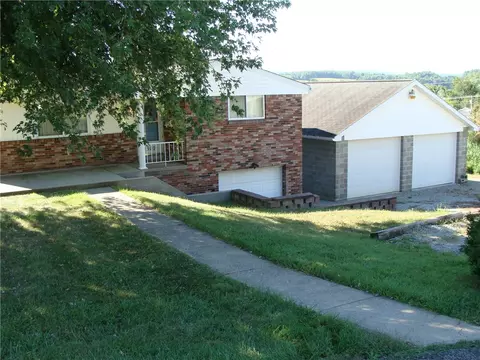 509 Hancock St, Pleasant Unity, PA 15676