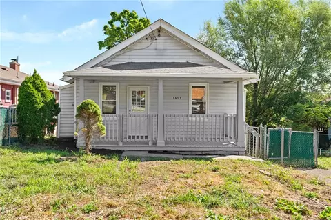 1607 Fredell St, Pittsburgh, PA 15210