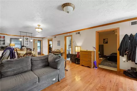183-185 Chess St, New Eagle, PA 15067 photo 25