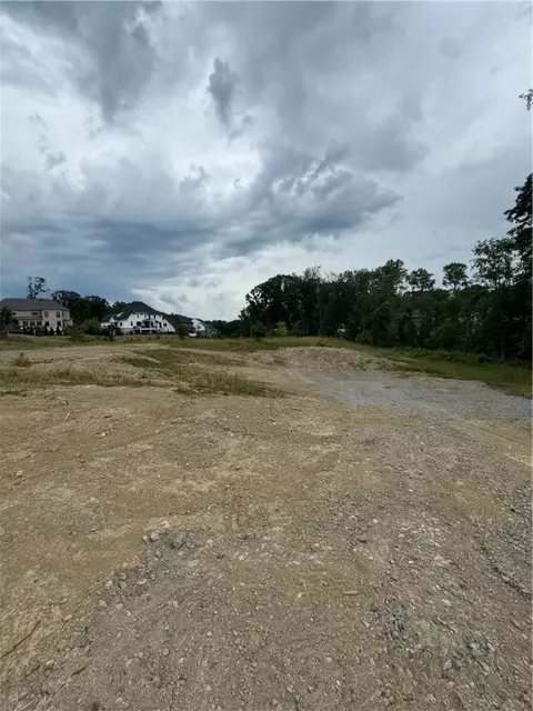2000 Mallard Ln, Baden, PA 15005