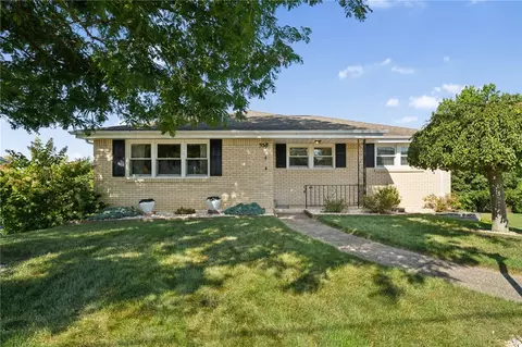 558 Hemlock St, Greensburg, PA 15601