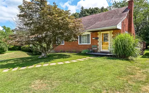 1954 Outlook Dr, Verona, PA 15147