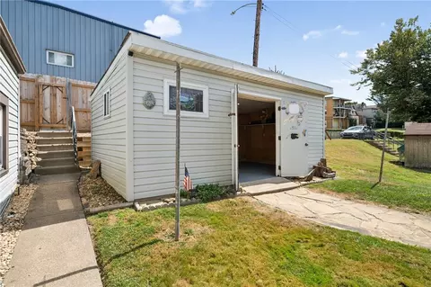 1319 1321 Grant, Braddock, PA 15104 photo 30