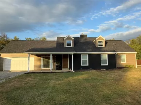 1825 Barclay Hill Rd, Beaver, PA 15009