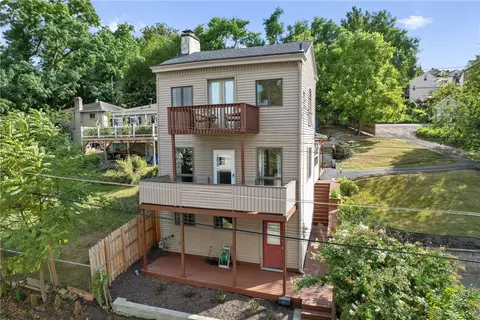 2746 Oakley Way, Pittsburgh, PA 15203