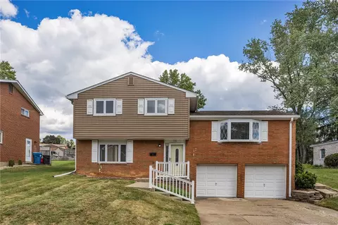 116 Yellowstone Dr, Pittsburgh, PA 15235