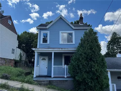 211 Wilbert St, Pittsburgh, PA 15211
