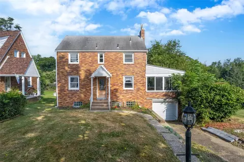 1900 Beechford Ave, Coraopolis, PA 15108