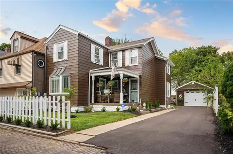 327 Mccready Way, Sewickley, PA 15143