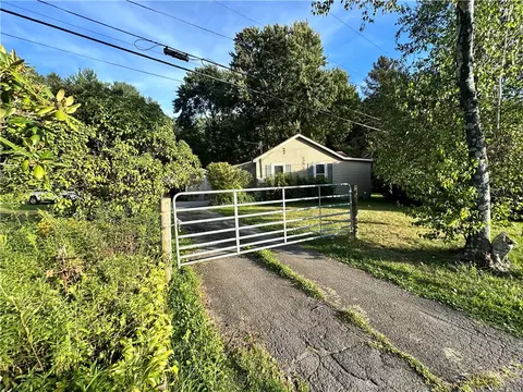 1496 Methodist Rd, Greenville, PA 16125