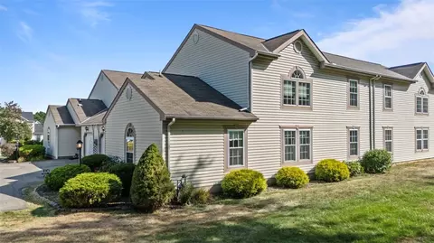 234 Huckleberry Ct, Wexford, PA 15090