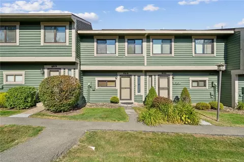 522 Kooser Cir, Hidden Valley, PA 15502