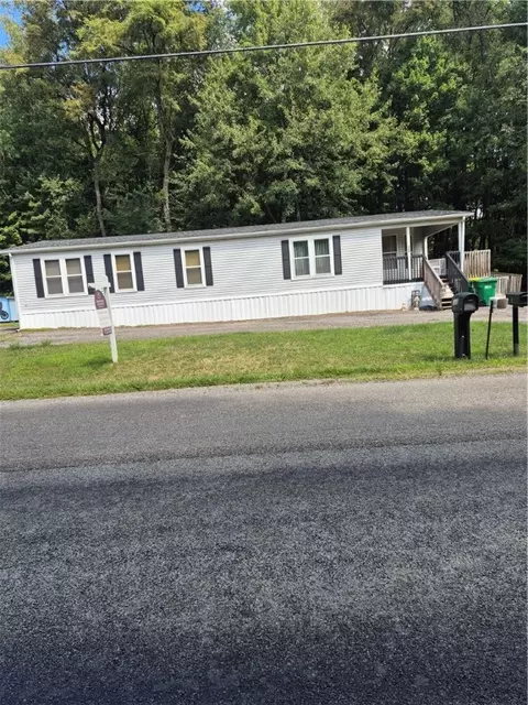 548 Mercer Rd, Butler, PA 16001