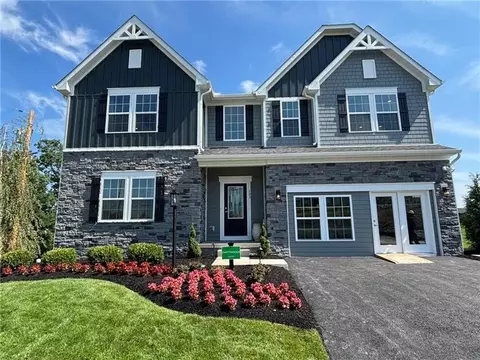 408 Millstone Ln, Finleyville, PA 15332