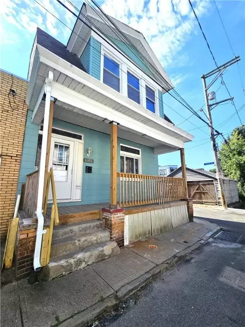 1351 Herman St, Pittsburgh, PA 15212