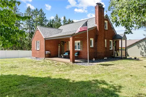 12680 Veronica Ln, Irwin, PA 15642