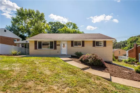 1004 Kentucky Blue, West Mifflin, PA 15122