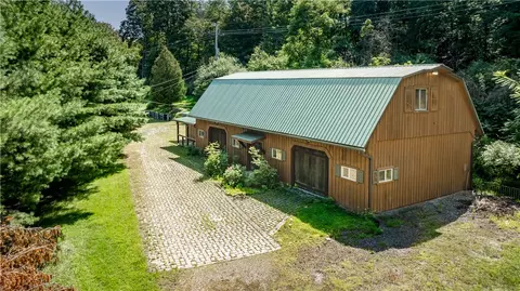 145 Robert Brown Rd, Confluence, PA 15424