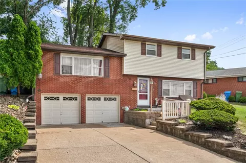900 Maplewood Dr, Pittsburgh, PA 15234