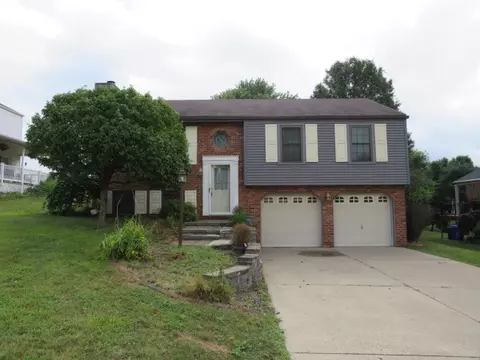 61 Forest Glen Dr, Imperial, PA 15126