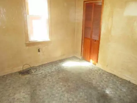 314 12 Lowell St, Vandergrift, PA 15690 photo 6