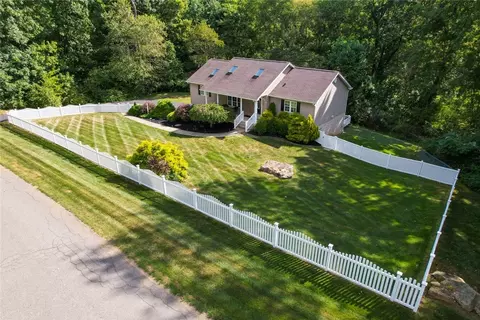 131 Hunter Ridge Rd, Butler, PA 16001