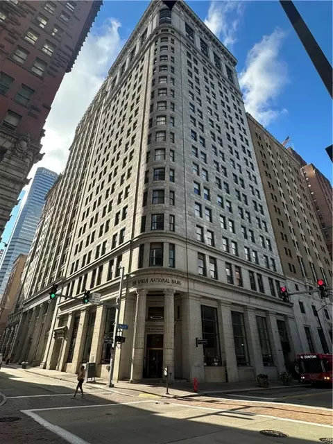 306 4th Ave #1501, Pittsburgh, PA 15222