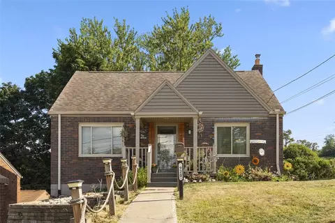 920 Mifflinridge Rd, Pittsburgh, PA 15207