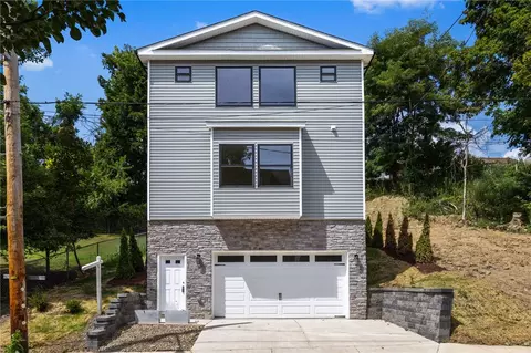 440 Wyola St, Pittsburgh, PA 15211