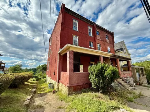 375 Kaercher St, Pittsburgh, PA 15207