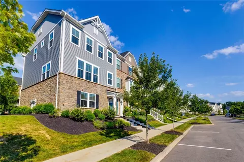 511 Captain Lee Boss Way, Cranberry Township, PA 16066