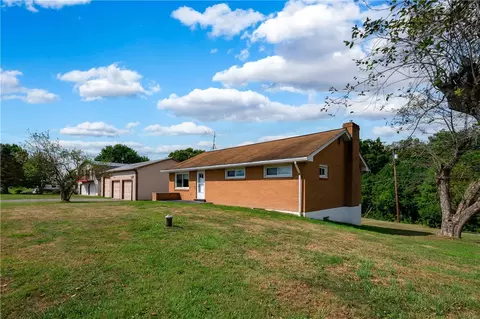 640 Stone Church Rd, Prospect, PA 16052