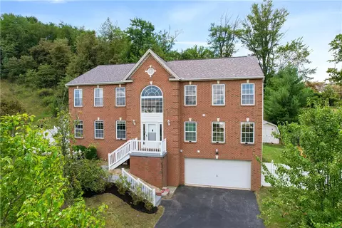 165 Walnut Dr, Baden, PA 15005