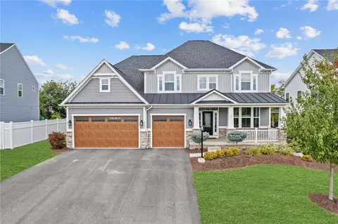 3994 Overview Dr, Canonsburg, PA 15317