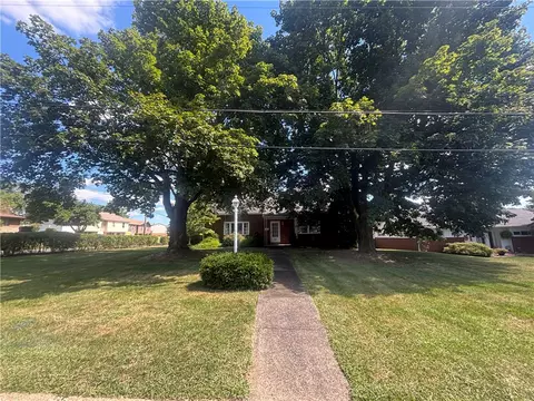 249 Clarendon Ave, New Kensington, PA 15068