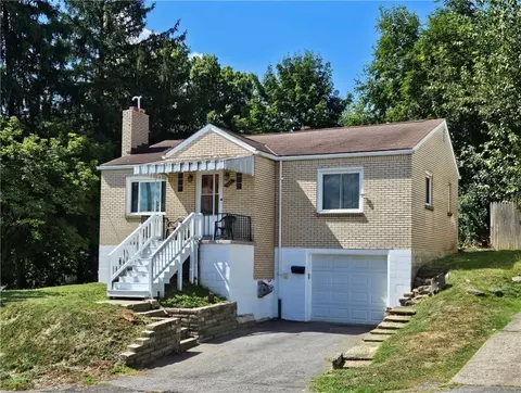 605 Mccoy Rd, Mckees Rocks, PA 15136