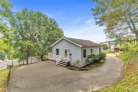 120 W Catherine St, Somerset, PA 15501