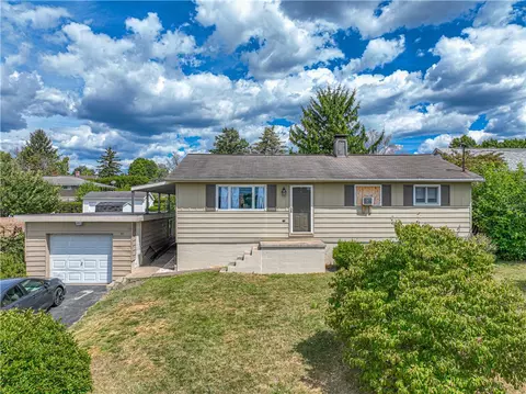 81 Mountain View St, Uniontown, PA 15401