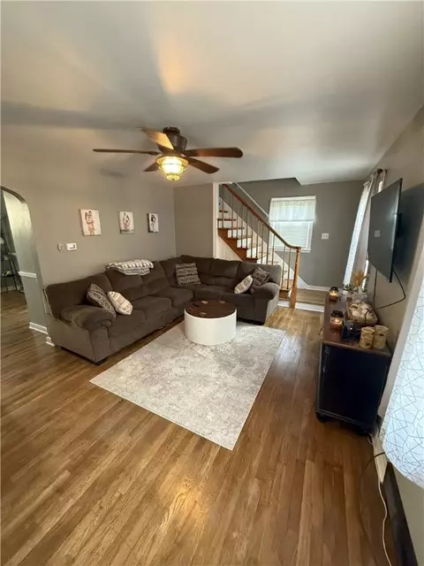 Living - 29 E 2nd Ave, Latrobe, PA 15650 photo 2 of 2