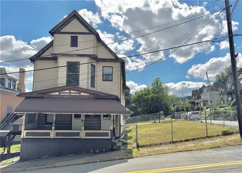 409 5th St, Charleroi, PA 15022
