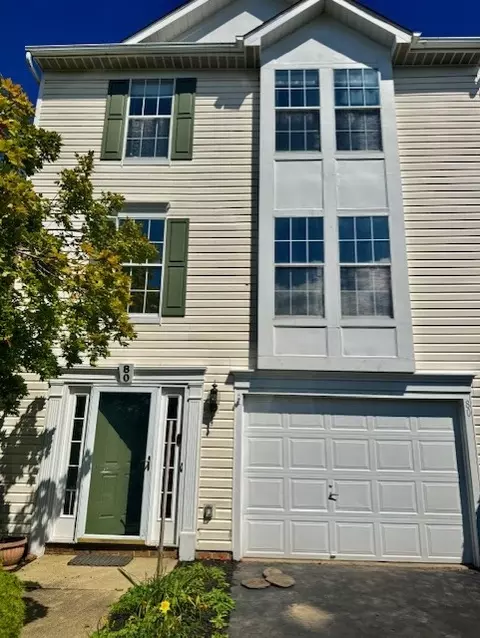80 Links Dr, New Castle, PA 16101