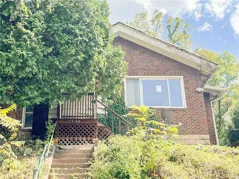 1938 Laketon Rd, Pittsburgh, PA 15221