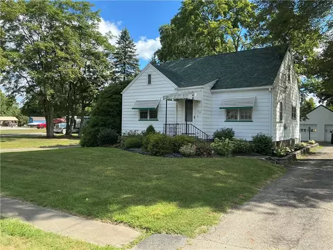 139 N Franklin St, Prospect, PA 16052