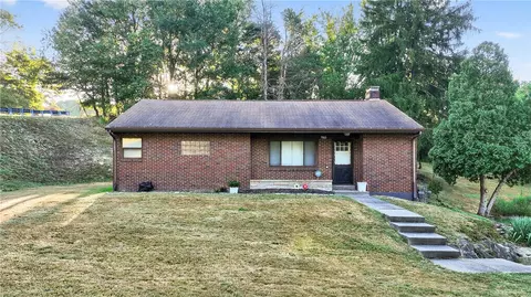 9860 Neuhart Blvd, Wexford, PA 15090
