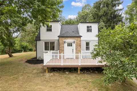 580 New York Ave, Rochester, PA 15074