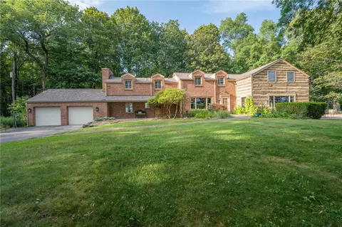 127 Mountain Rd, Ligonier, PA 15658