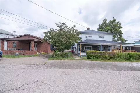 221-227 Spring St, Harwick, PA 15049